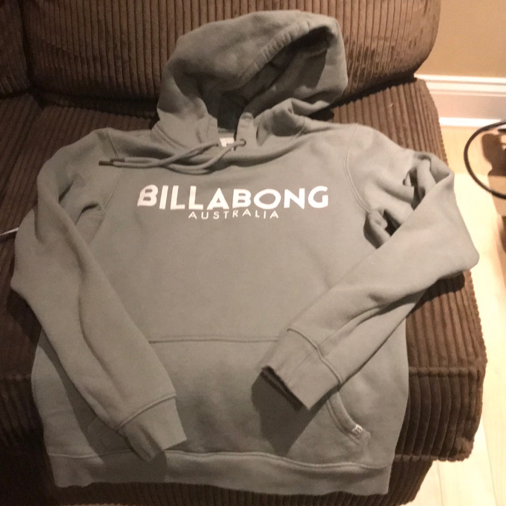 Billabong Sweatshirt- Australia size 8, USA 2